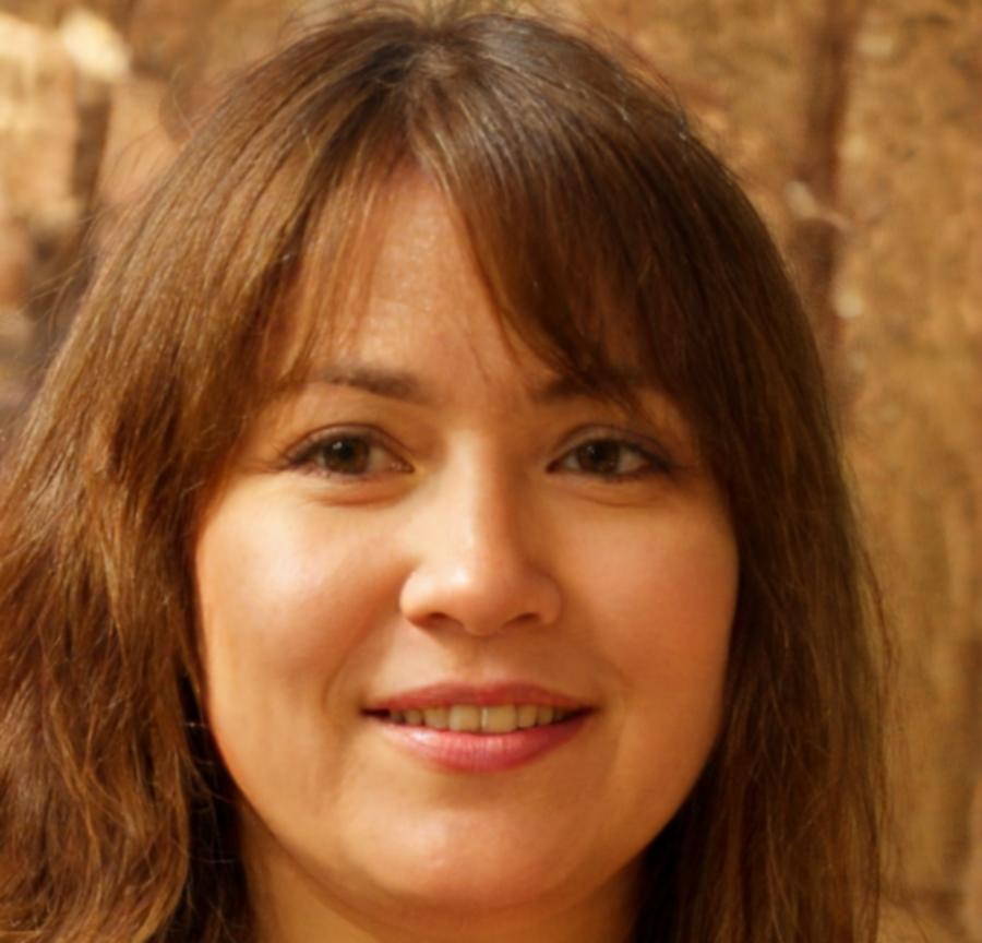 Female instructor specializing in visual effects and compositing techniques